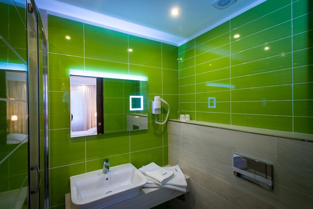 Hotel Europa Elblag Oda fotoğraf