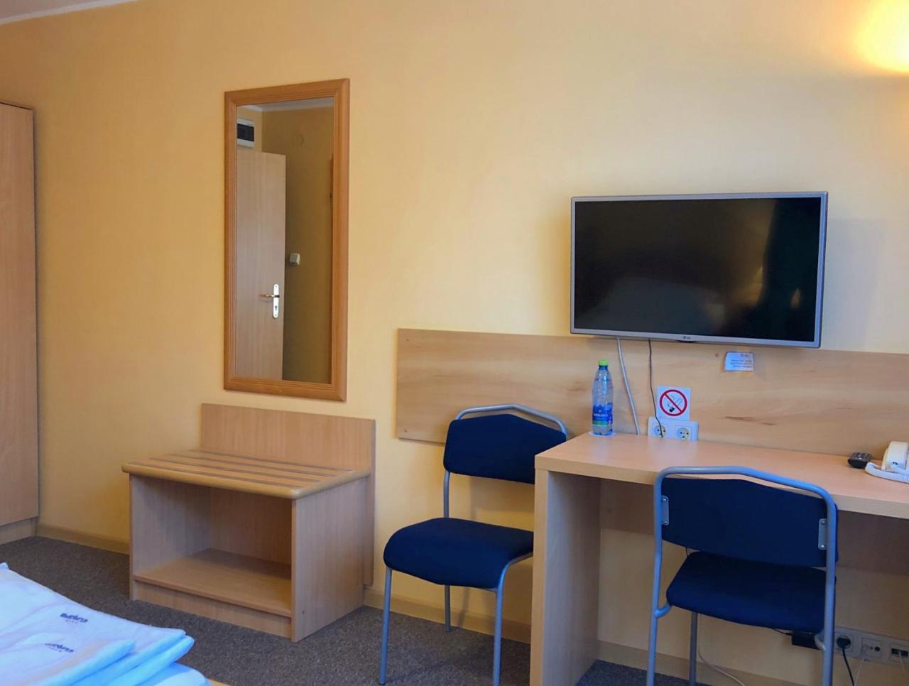 Hotel Europa Elblag Oda fotoğraf